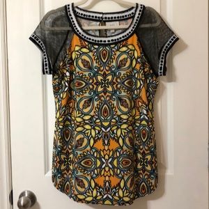 ECI New York mesh sleeve dynamic design top. L